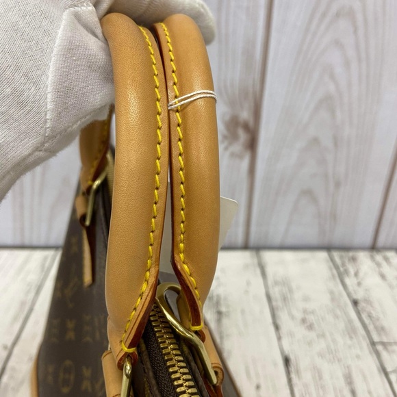 Louis Vuitton Alma Pm - Picture 6 of 15